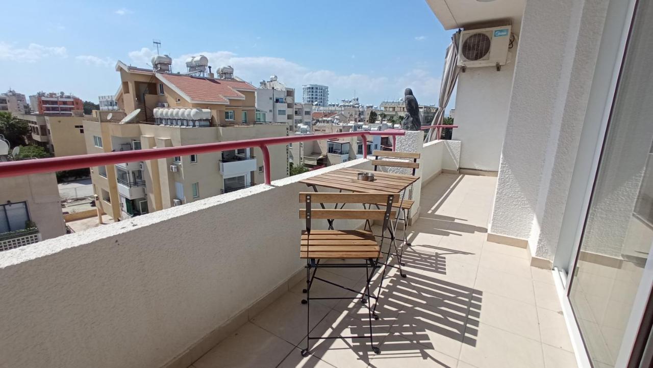5 Min To The Beach Holiday Shared Apartment Incl Netflix - Private Room In 3 Bdr Apt Larnaca Dış mekan fotoğraf